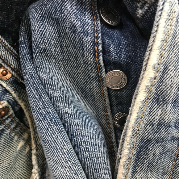 Levi's Blue Jeans Button Fly 36x30 straight leg distressed worn broken in - Picture 5 of 7